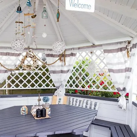 Ferienhaus Center- Camp *