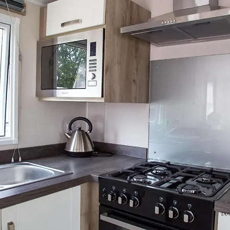 Center- Camp Casa de Férias Jarosławiec